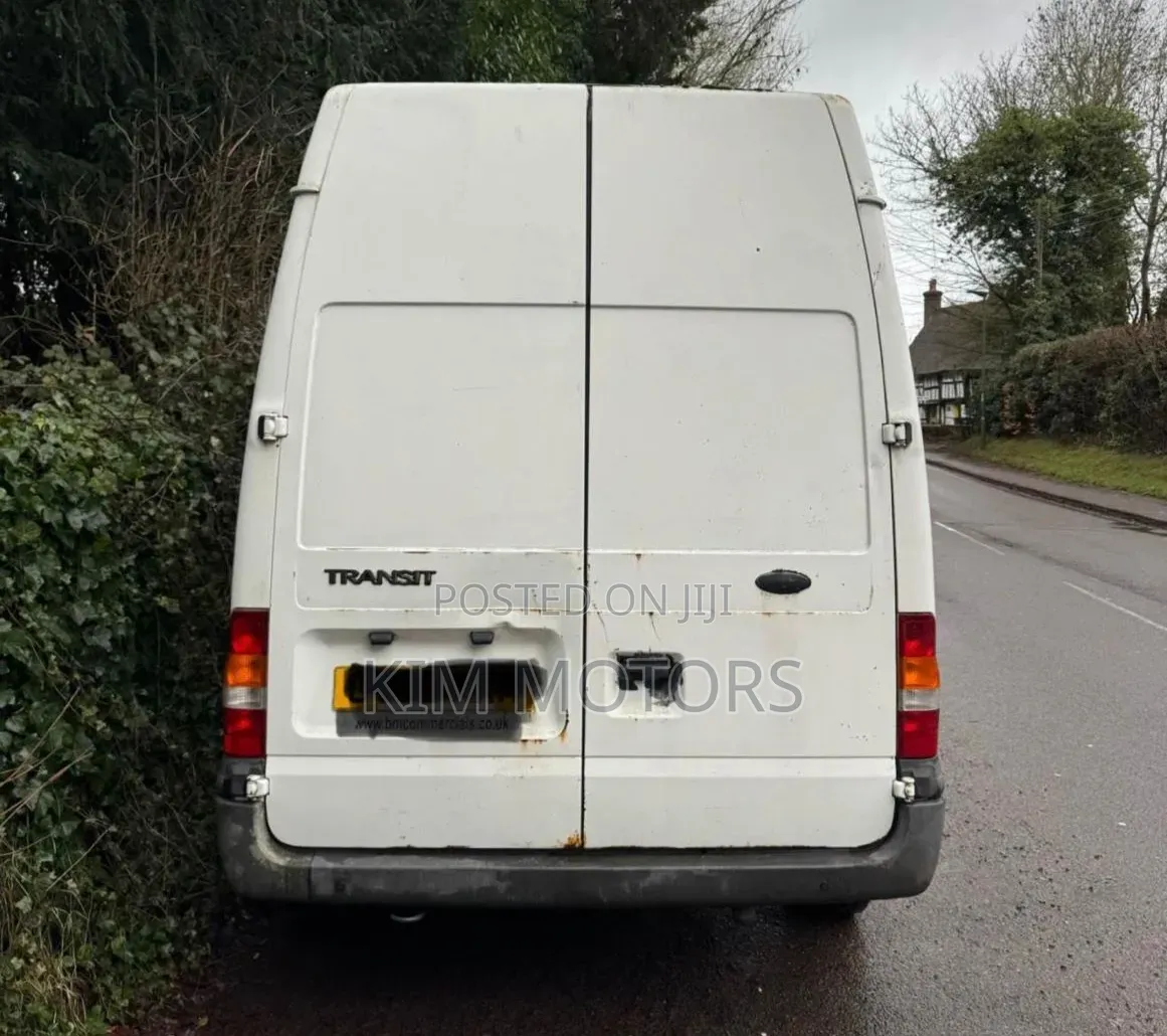 Ford Transit 2005 White