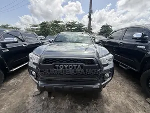 Toyota Tacoma Limited 2018 Gray