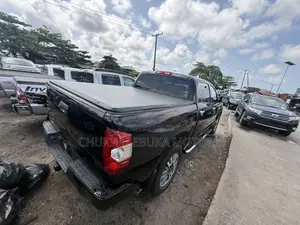 Toyota Tundra 2018 Black