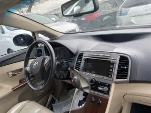 Toyota Venza AWD 2010 Brown