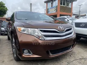 Toyota Venza AWD 2010 Brown