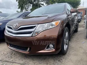Toyota Venza AWD 2010 Brown