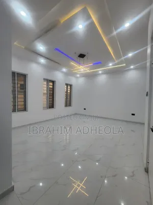 3bdrm Townhouse/Terrace in Gbagada, Medina for sale