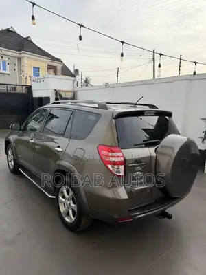 Toyota RAV4 2.5 Limited 2012 Brown
