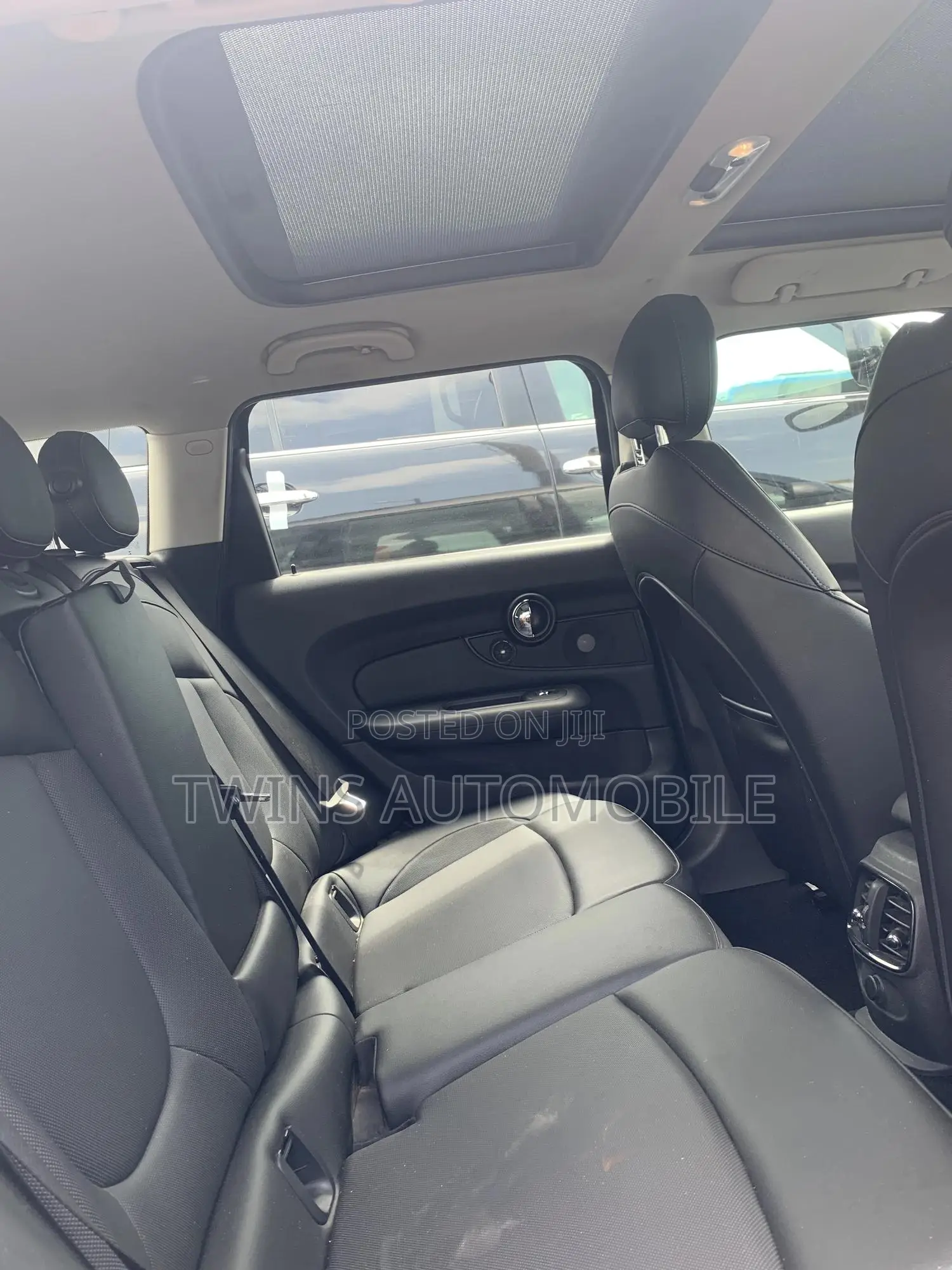 Mini Cooper 2016 Black