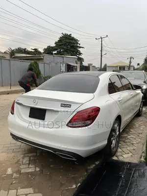 Mercedes-Benz C300 Luxury 4Matic Sedan AWD (2.0L 4cyl 7A) 2016 White