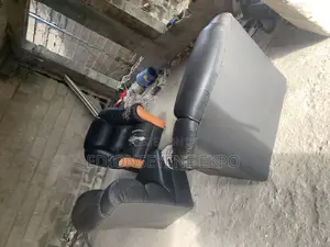 1 to 3 Leader Seater Chair for Sell.