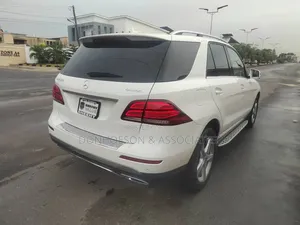 Mercedes-Benz GLE-Class 2017 White