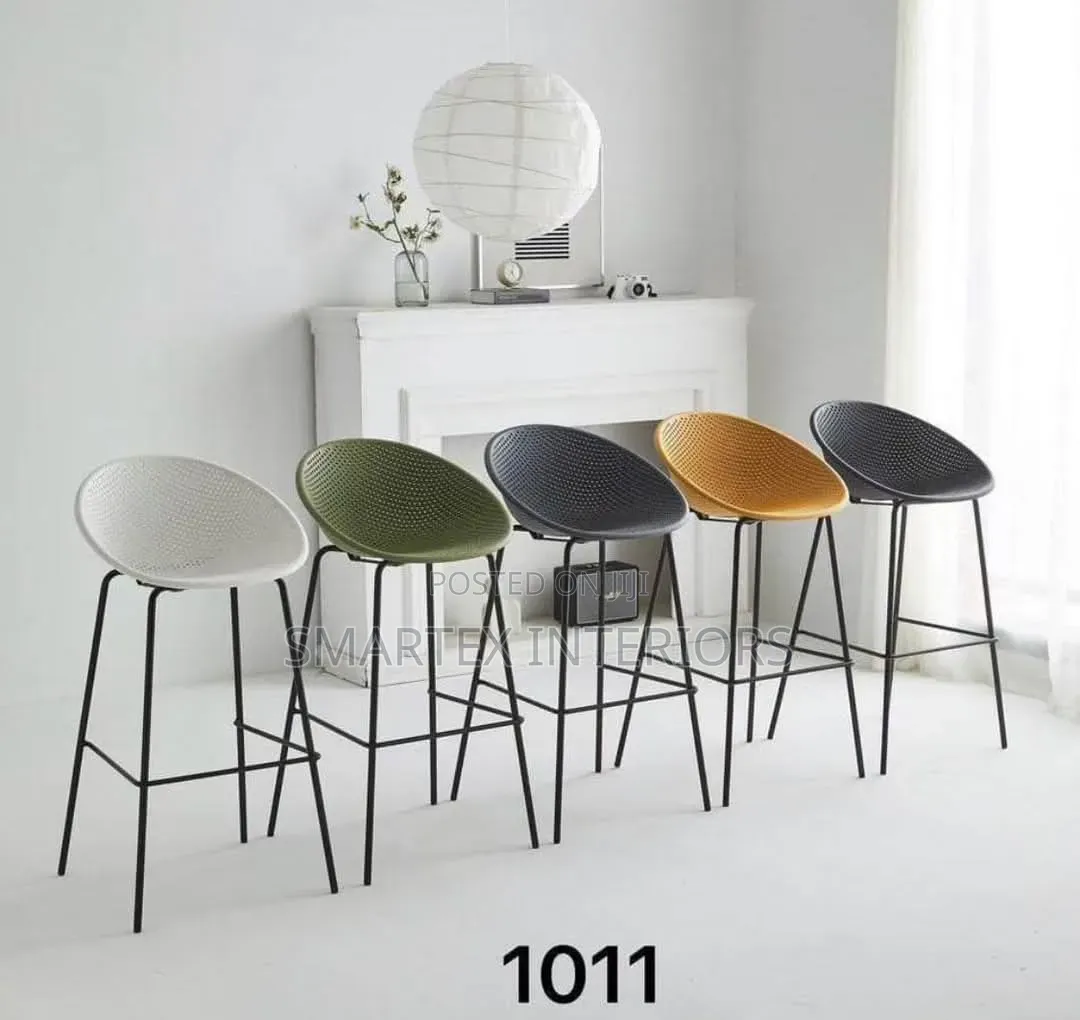 Strong Quality Plastic Top Iron High Barstool
