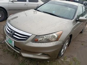 Honda Accord Sedan EX-L 2010 Gold