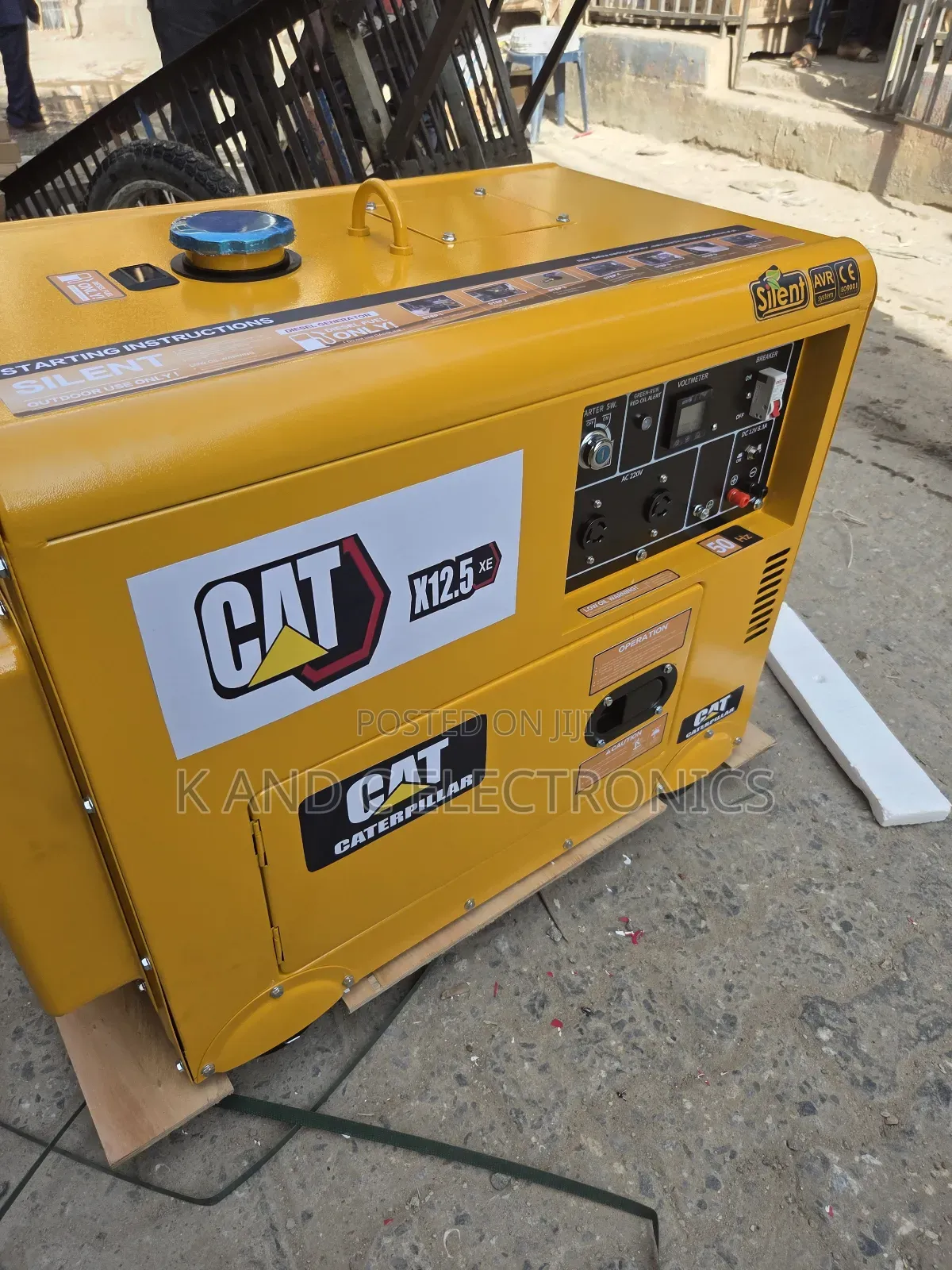Strong Engine 10kva Cat Diesel Soundproof Generator