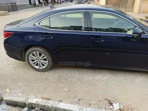Lexus ES 350 FWD 2014 Blue
