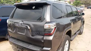 Toyota 4-Runner 2015 Gray