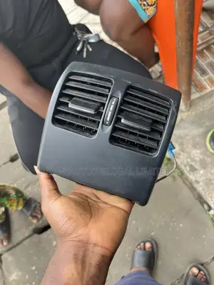 Console Ac Vent for C300