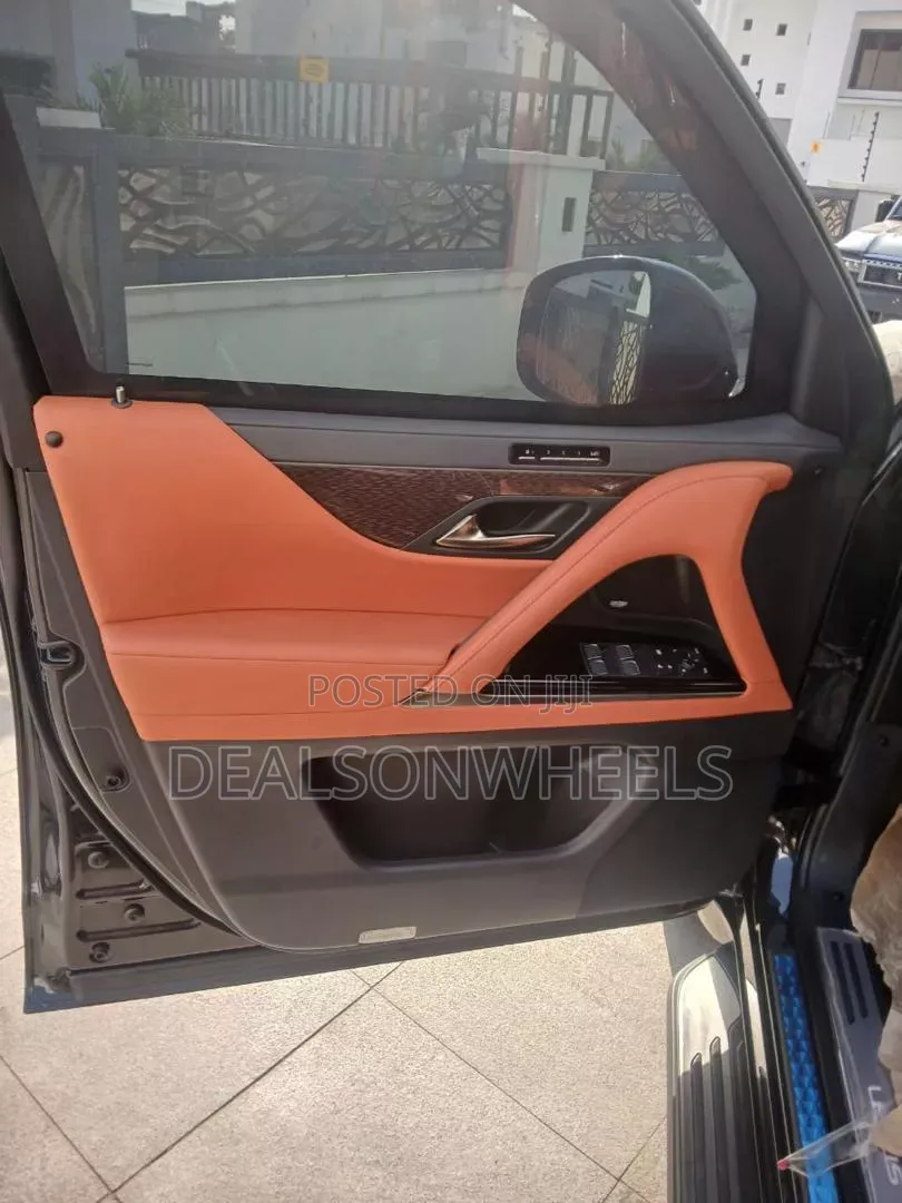 New Lexus LX 600 2025 Black