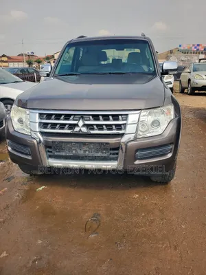 Mitsubishi Pajero V80 3.8 V6 GLS 2015 Gray