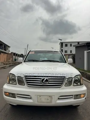 Lexus LX 470 AWD 2005 White