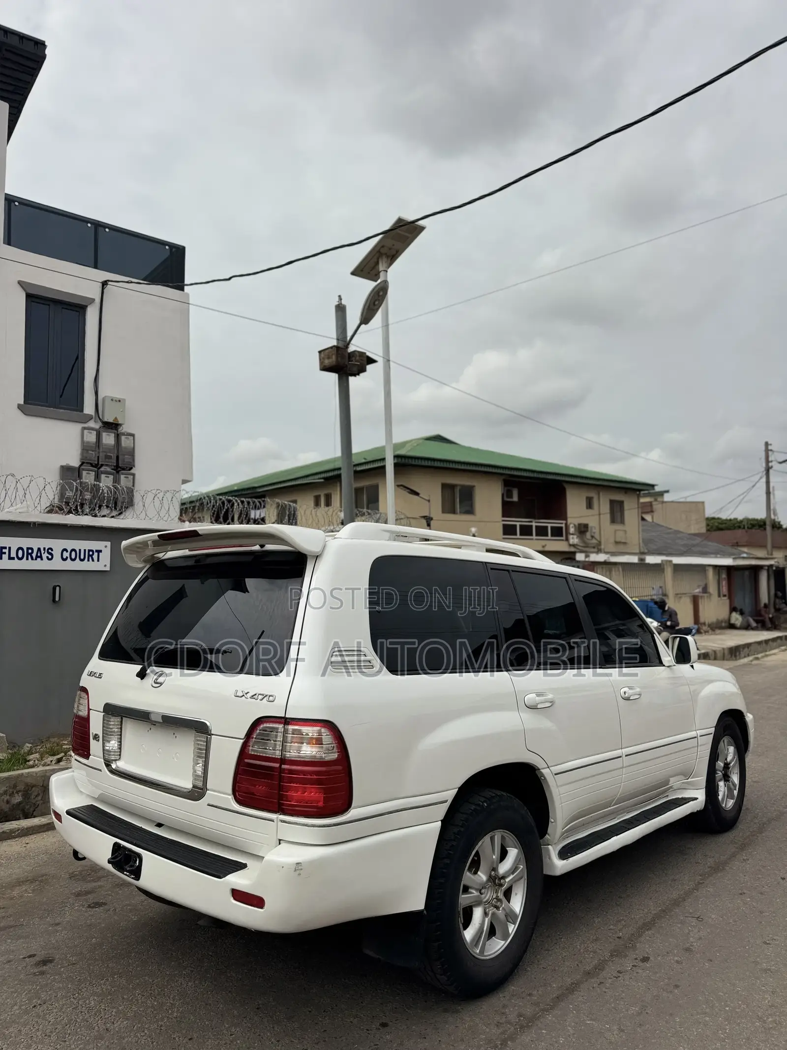 Lexus LX 470 AWD 2005 White