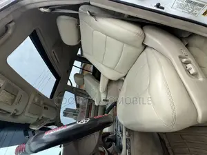 Lexus LX 470 AWD 2005 White
