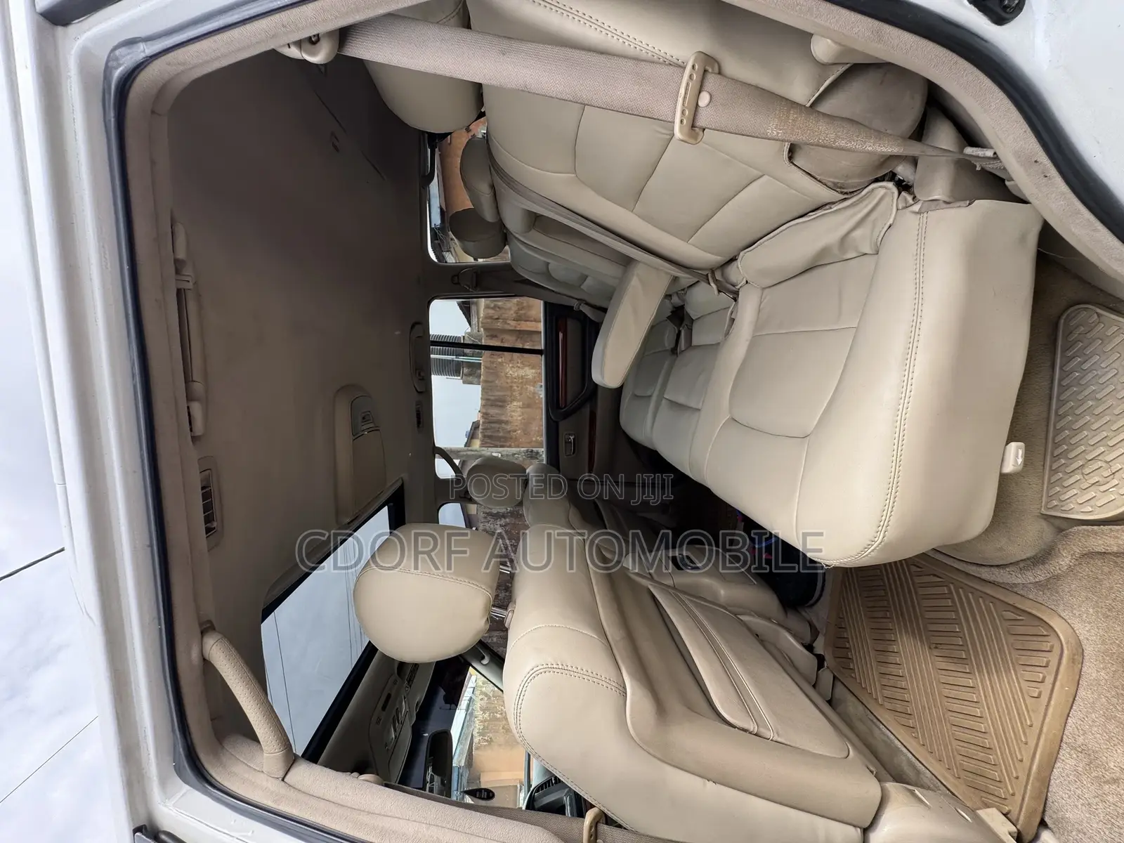 Lexus LX 470 AWD 2005 White