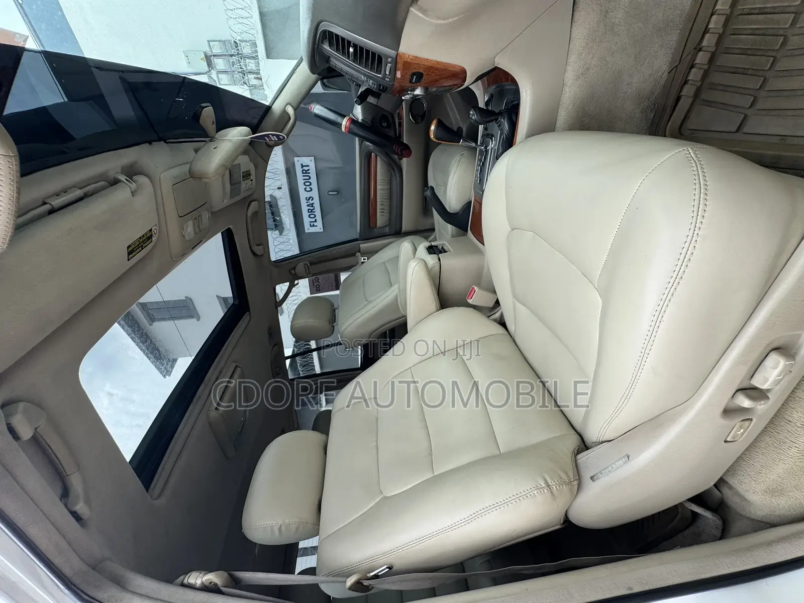 Lexus LX 470 AWD 2005 White