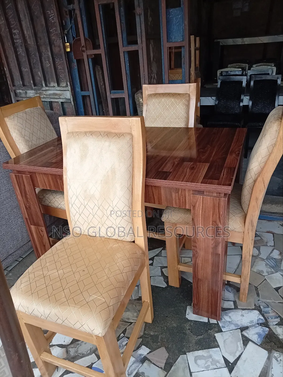 4 Seater Dining Table Set for Dining Room