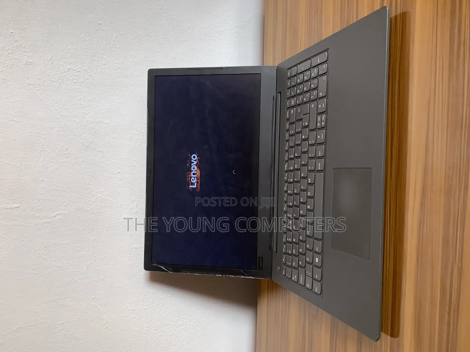 Laptop Lenovo V130 4GB Intel Core i5 SSD 128GB