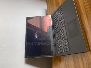Laptop Lenovo V130 4GB Intel Core i5 SSD 128GB