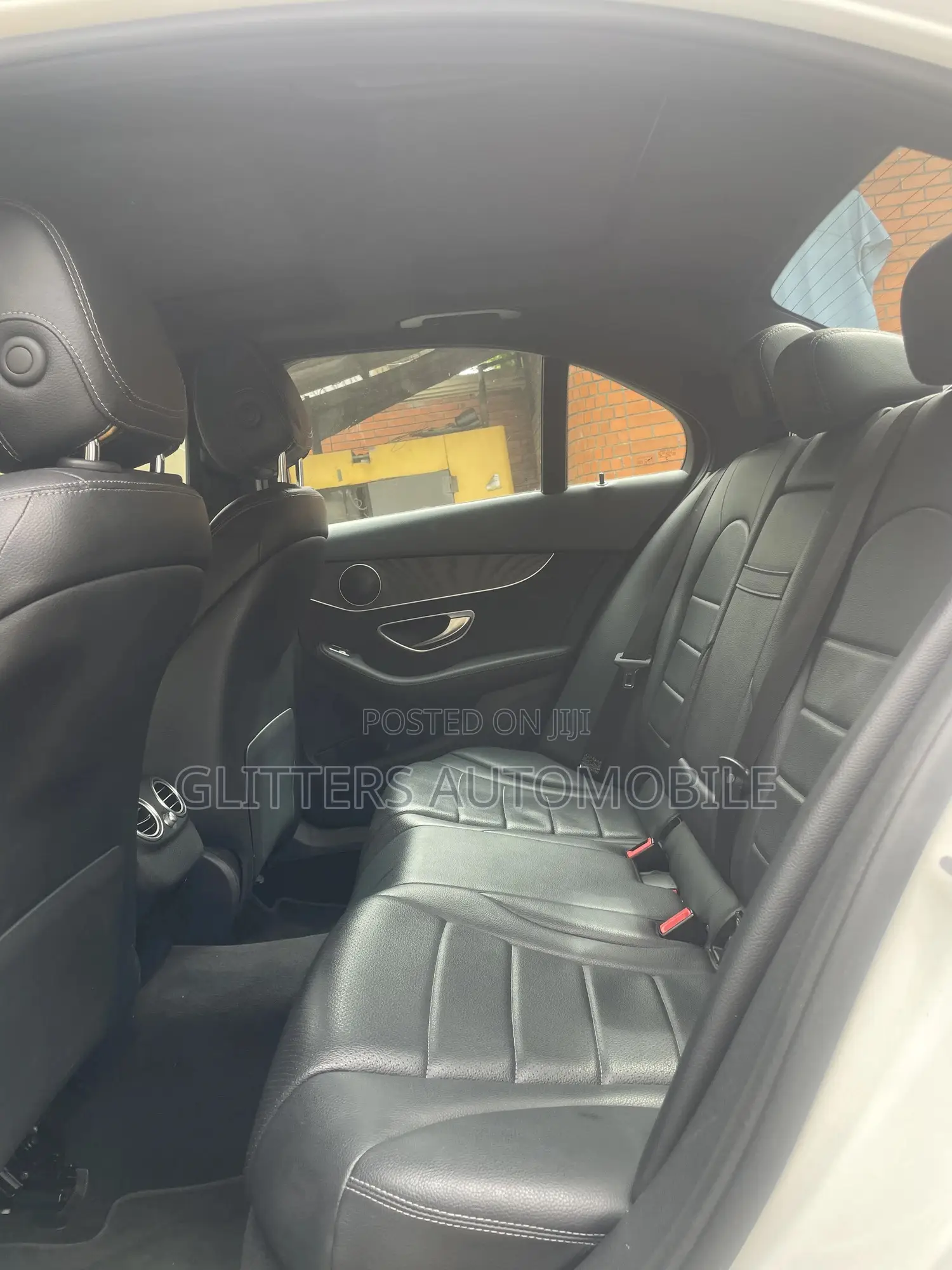 Mercedes-Benz C300 2020 White