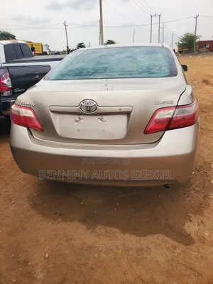 Toyota Camry LE 4dr Sedan (2.4L 4cyl 5A) 2008 Gold