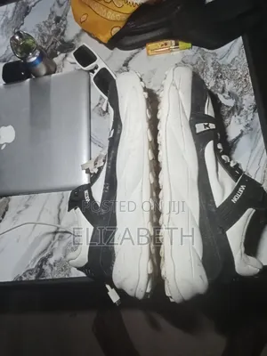 Original Louis Vuitton Shoe and Macbook Air Intel Core 2 Duo for Sale