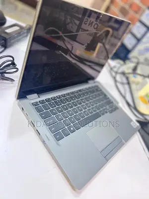 Laptop Dell Latitude 5310 12GB Intel Core i7 SSD 256GB
