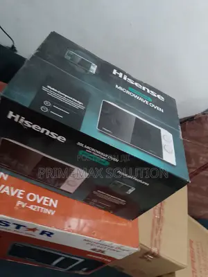 700w Hisense Microwave - Defrost, Reheat Cook Functions