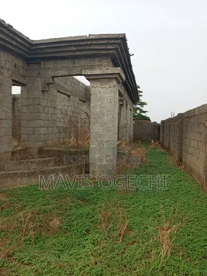 3bdrm Bungalow in Lape Estate Road for sale