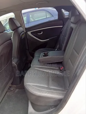 Hyundai Elantra 2015 White