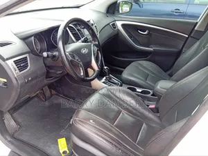 Hyundai Elantra 2015 White