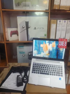 New Laptop HP EliteBook 820 G3 8GB Intel Core i5 SSD 256GB