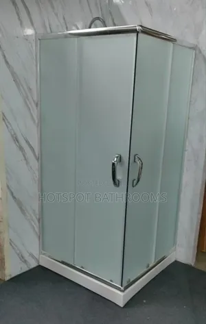 90*90 Quality Shower Cubicle