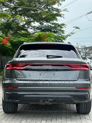 Audi Q8 55 Premium AWD quattro 2020 Gray