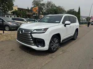New Lexus LX 2024 White