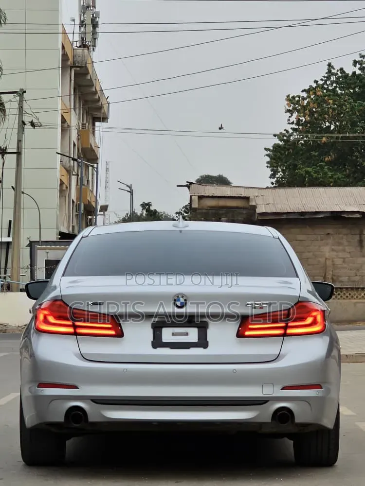 BMW 530i 2019 Silver