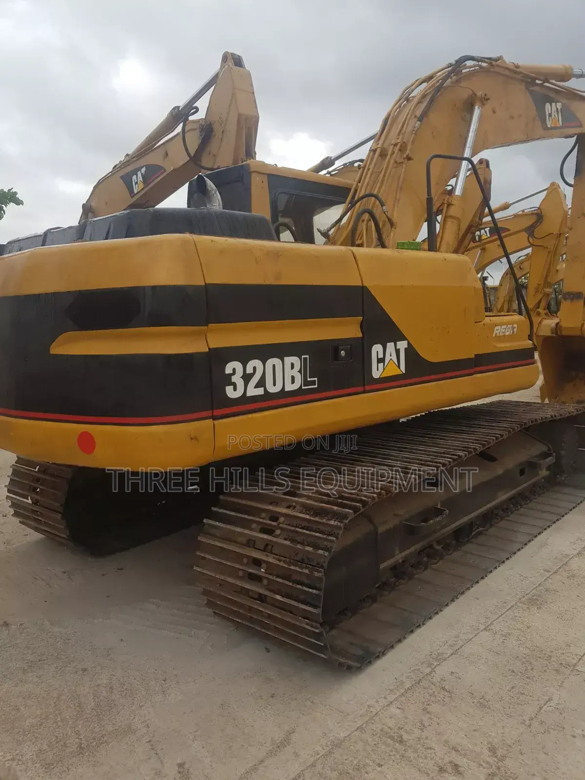 320 B Excavator