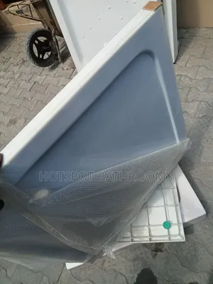 90*90 Fibre Shower Tray