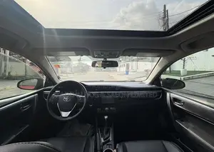 Toyota Corolla 2015 Red