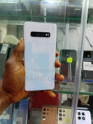 Samsung Galaxy S10 128 GB Blue
