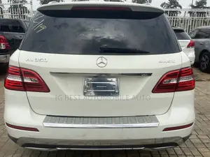 Mercedes-Benz M Class ML 350 4Matic 2012 White