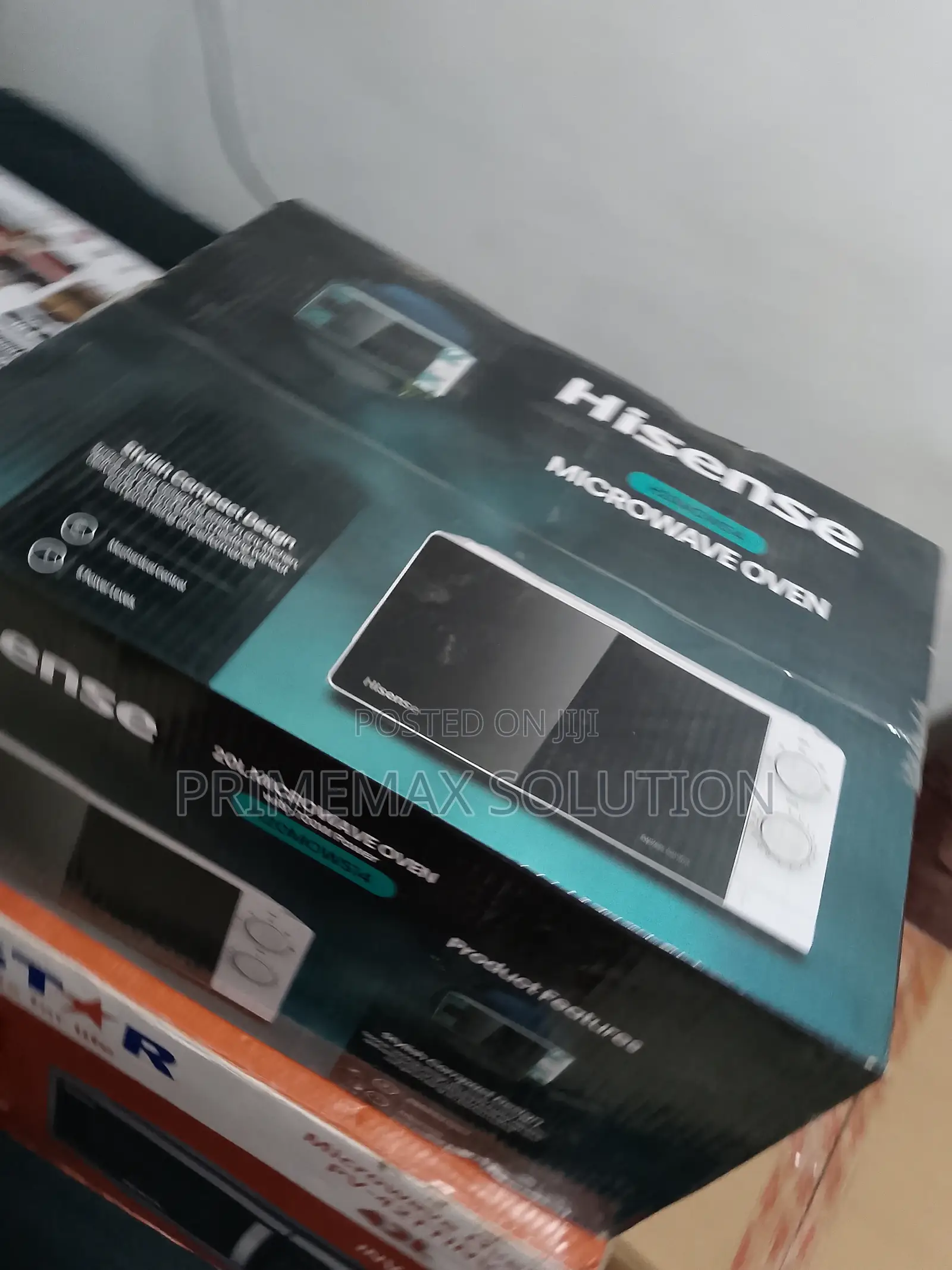Hisense 20 Liters Microwave - 700 Watts, Easy Defrost Function