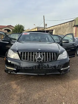 Mercedes-Benz C300 Sport Sedan AWD (3.0L 6cyl 7A) 2008 Black
