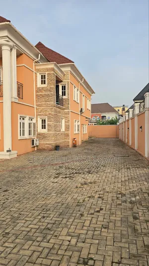 1bdrm Apartment in Kolapo Ishola Gra, Akobo for rent