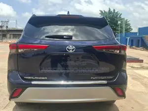 Toyota Highlander Platinum AWD 2020 Blue